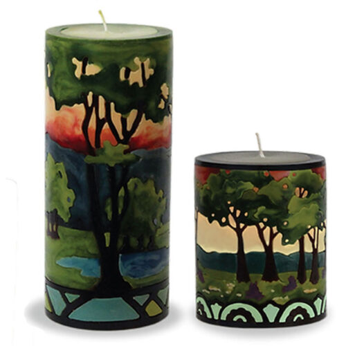 Large and medium craftman trees candles